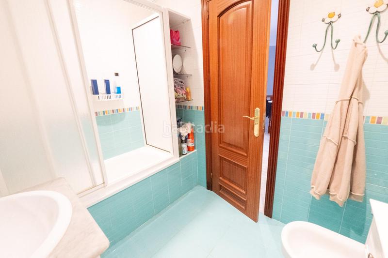 Foto c5289d81-d5a1-4ef0-8a29-9af50e3b8b4c. Casa adossada amb calefacció aparcament a El Junquillo - Vistalegre Utrera