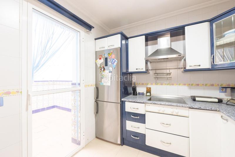 Foto 03e030e7-fde3-4c24-8061-64dd623d0e49. Casa amb aparcament a Centro Utrera