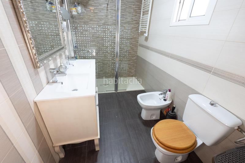 Foto 4d57e412-2850-453f-8beb-ccc5ef400892. Casa amb aparcament a Centro Utrera