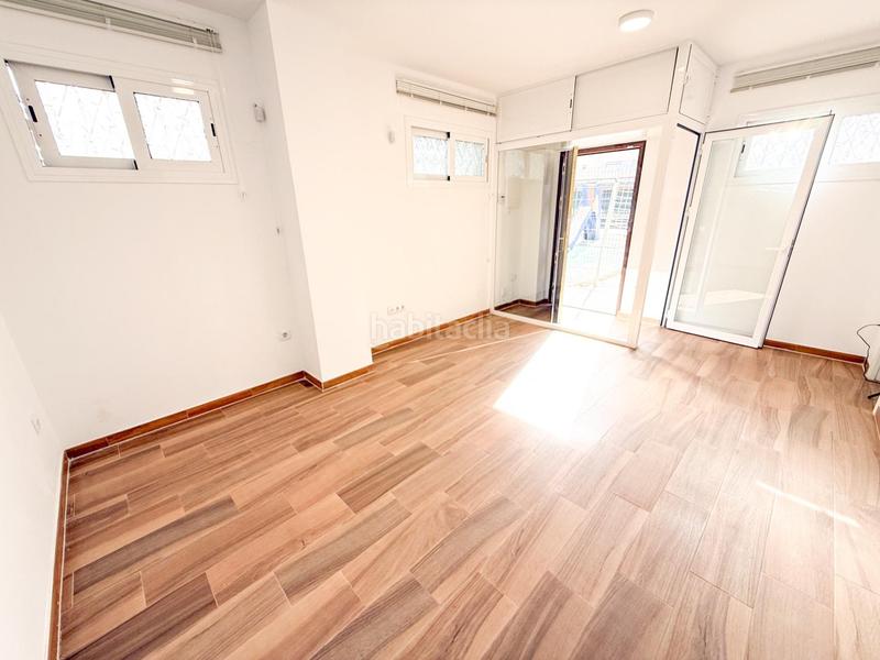 Foto 945f44ba-be00-4c74-bc7e-e087ceab87e3. Ground floor in Cruz Roja Sevilla