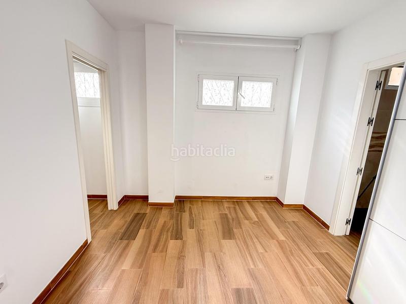 Foto d5f2f79d-2e20-4241-acaf-bada08608b3c. Ground floor in Cruz Roja Sevilla