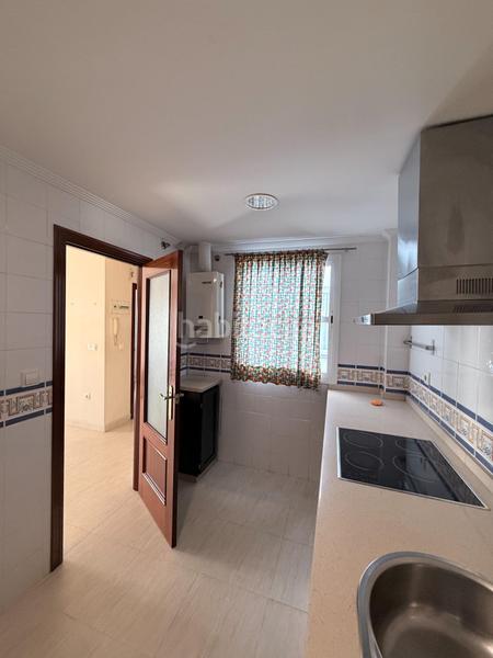 Foto bb4aabbf-9187-4388-b215-8a80fc3d27fe. Miete etagenwohnung in Centro Utrera