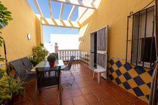 Casa a Centro. Casa junto a santa maría