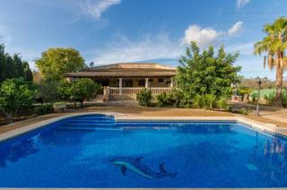 Chalet  Carrer major. Casa de campo con piscina y licencia turística en lloseta