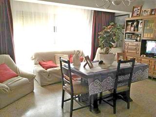 Appartement  Carrer de jaume ferran. Piso en zona plaza de toros