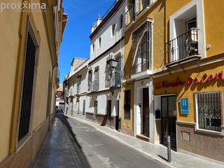 Casa en San Vicente. Casa se�orial en el barrio de san vicente