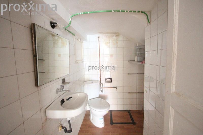 Foto dea6288f-e4bd-42e4-9818-4510b18bdb07. Alquiler local comercial prepare su negocio y empiece a trabajar. en Sevilla