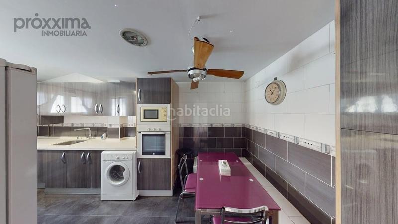 Foto 1e5f9597-5eab-4a47-9857-1006ff0a666d. Maison avec parking piscine dans Urbadiez - Entrepuentes Sevilla