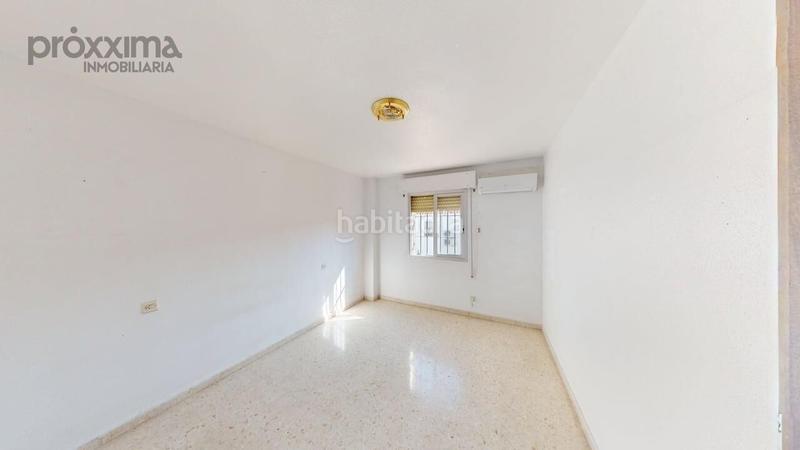 Foto 37cbdb37-65d6-4b68-84ec-5e12fe77fcf7. Maison avec parking piscine dans Urbadiez - Entrepuentes Sevilla