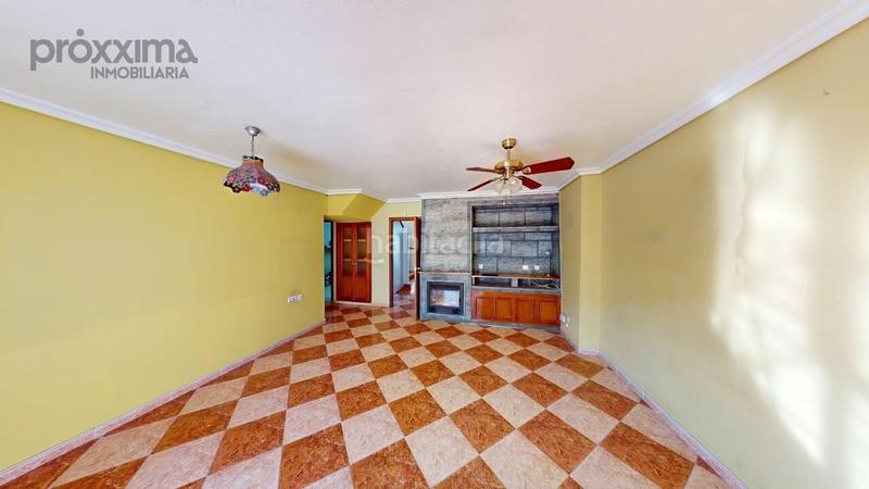 Foto c45c5834-2d7d-4b94-a92a-713576796250. Maison avec parking piscine dans Urbadiez - Entrepuentes Sevilla