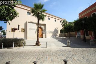 Local Comercial a Santa Catalina. Si quiere comprar ya! esta es su oportunidad.