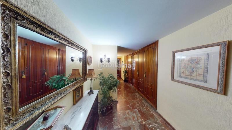 Foto 4ec0a212-4e26-4364-8db8-672c27eef8a6. Pis amb aparcament a Arenal - Museo Sevilla