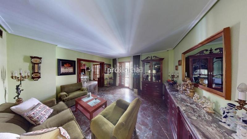 Foto 71ead134-d8b3-4a83-97ba-4f6fbd297d4b. Pis amb aparcament a Arenal - Museo Sevilla