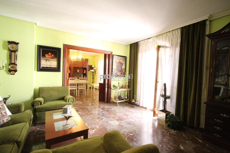 Foto 97bbf33c-c93e-407f-9088-9cd1940ce2df. Pis amb aparcament a Arenal - Museo Sevilla