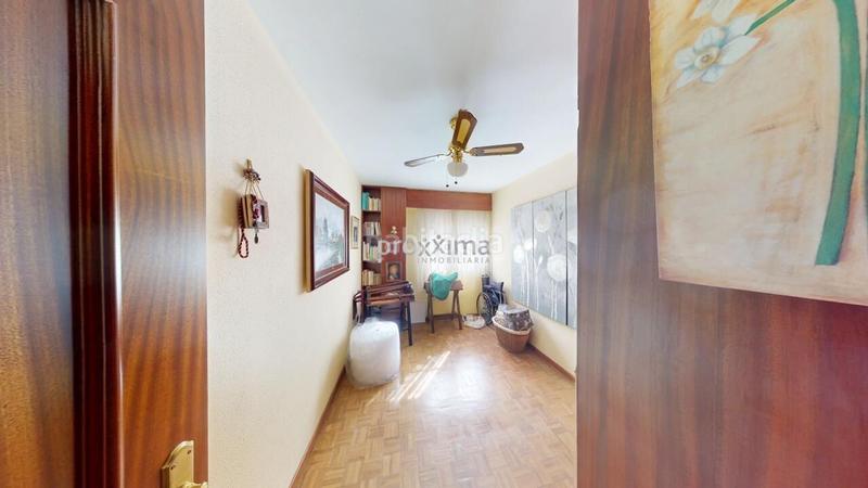 Foto c568afa1-6281-48a0-a11f-7c29db56c897. Pis amb aparcament a Arenal - Museo Sevilla