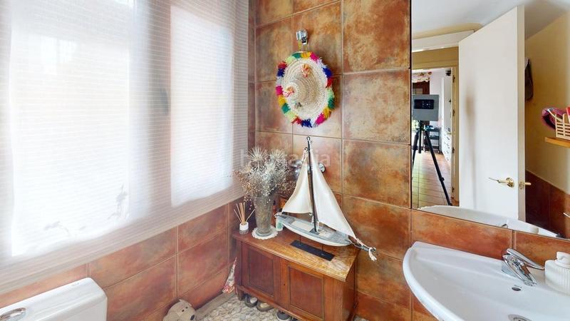 Foto 8150b5f3-7732-41f0-8aa6-68c818643096. Doppelhaus mit heizung in Las Pajanosas Guillena