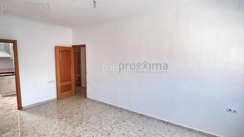Foto fc9ce8ab-d94f-4b36-83c1-a3e1f06ca478. Appartement dans Palmete Sevilla
