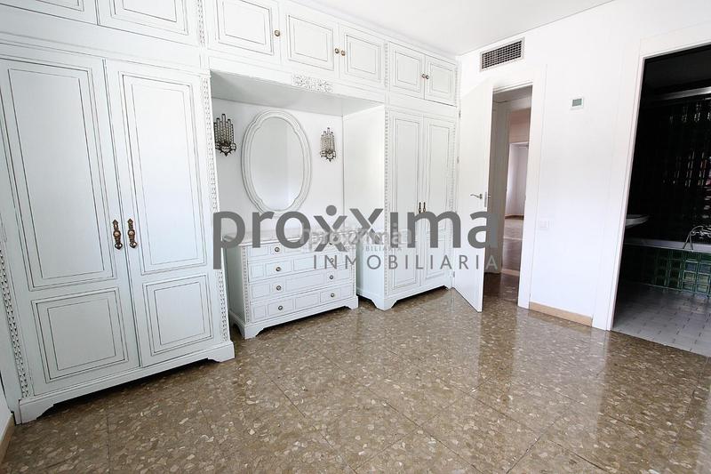 Foto 0151a763-bf4e-4af1-baac-c6bccf16e46f. Haus mit heizung pool in Santa Clara Sevilla