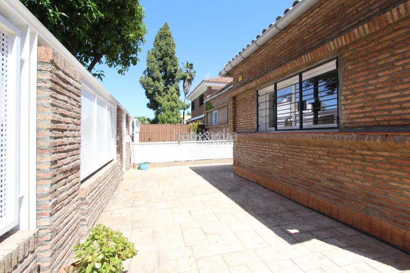 Foto 099af451-d5b1-423c-a7db-02f681db4a3a. Haus mit heizung pool in Santa Clara Sevilla