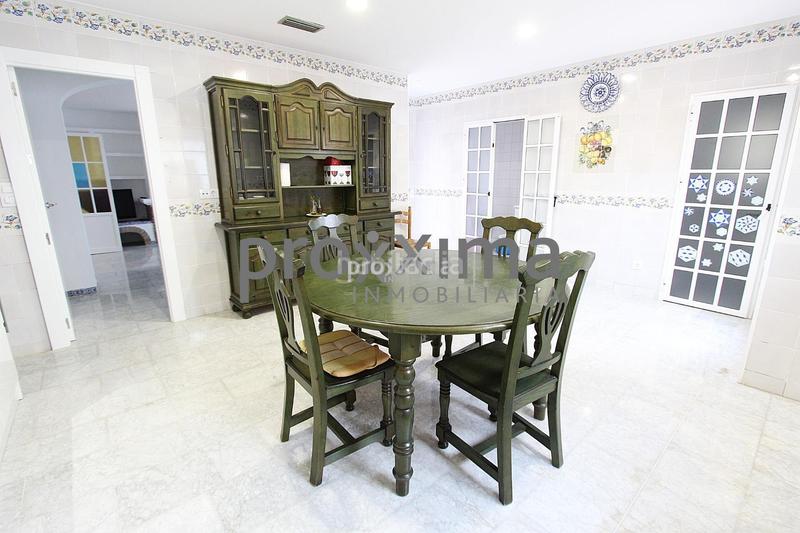 Foto 456af73c-3471-4cdc-856a-728a98b7c21e. Haus mit heizung pool in Santa Clara Sevilla