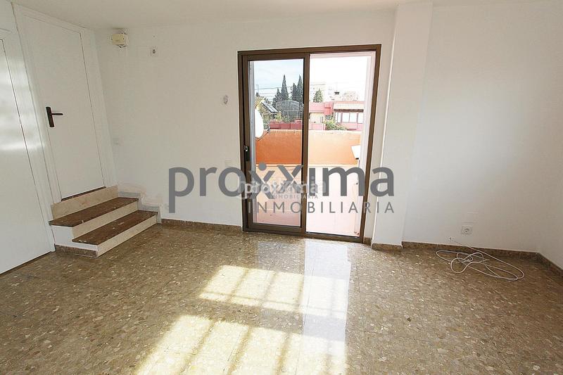 Foto 6ed1f875-9918-4c89-80d3-b4ef27f43ecd. Haus mit heizung pool in Santa Clara Sevilla