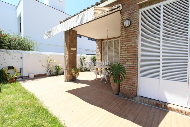 Foto 7ee7d108-e186-4bf8-b987-3a704263002b. Haus mit heizung pool in Santa Clara Sevilla