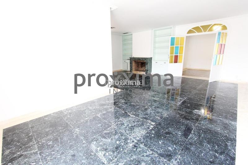 Foto aacabd8f-1d3e-4729-857d-461a2835e7ec. Haus mit heizung pool in Santa Clara Sevilla