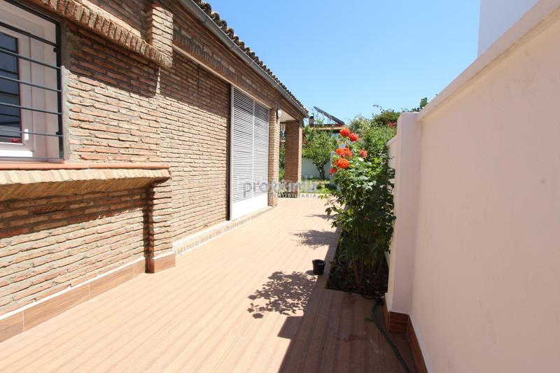 Foto e534c66f-2a8c-4d17-83f4-102a803fb7cf. Haus mit heizung pool in Santa Clara Sevilla