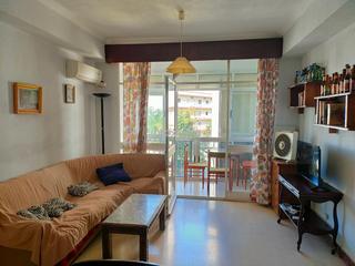 Location Appartement à Cruz Roja. Piso para estudiantes!!!!