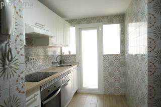 Location Appartement à Cruz Roja. Cansado de viviendas pequeñas?