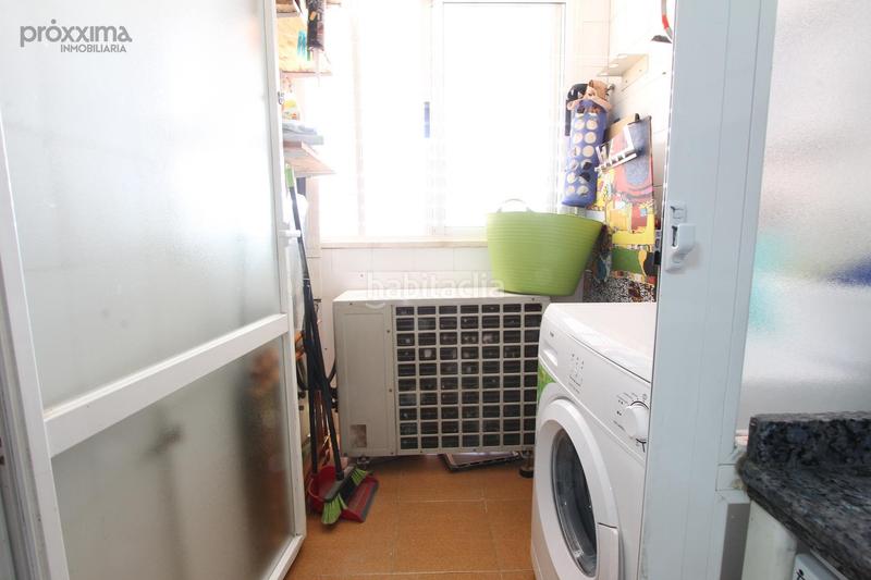 Foto 81a82da7-0dcf-4130-8fd9-ae88eeabbf71. Alquiler piso amplio piso en alquiler en las góndolas en Sevilla