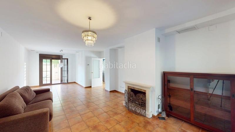 Foto 1a5b99fa-953a-4acd-88bd-af5738d95ca0. Casa pareada inmejorable chalet pareado en Las Pajanosas Guillena