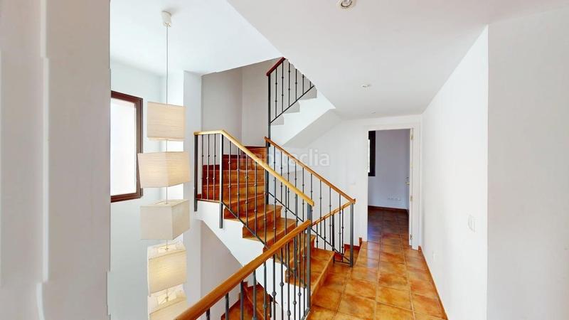 Foto 3938dfb2-cf28-4c08-8301-599fc9daa4a5. Casa pareada inmejorable chalet pareado en Las Pajanosas Guillena