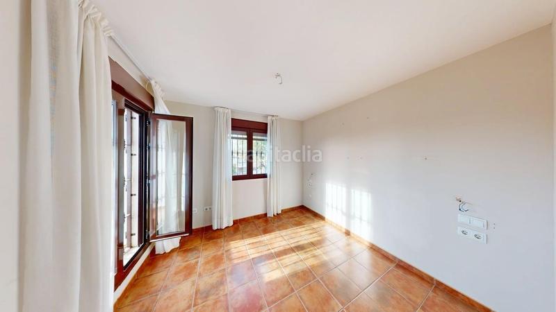 Foto b0d1bc32-75e0-4aa5-bead-a9c90877ec85. Doppelhaus mit heizung parking pool in Las Pajanosas Guillena