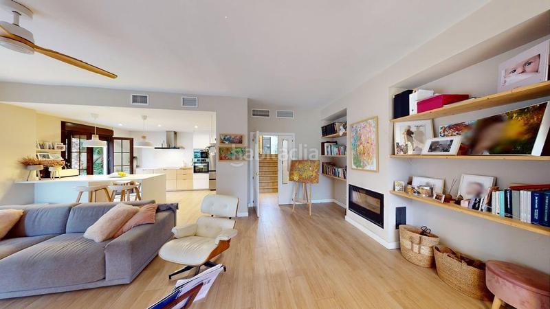 Foto 03d9982e-b2fb-4747-bc33-eb2dc5a06398. Doppelhaus mit parking pool in Las Pajanosas Guillena