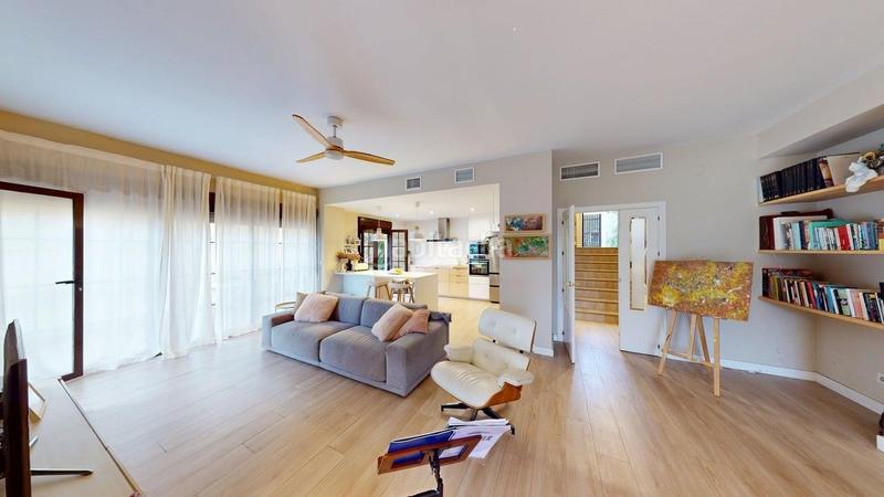 Foto 1ca563c9-7b21-4b36-a13d-3536f4047b5b. Doppelhaus mit parking pool in Las Pajanosas Guillena