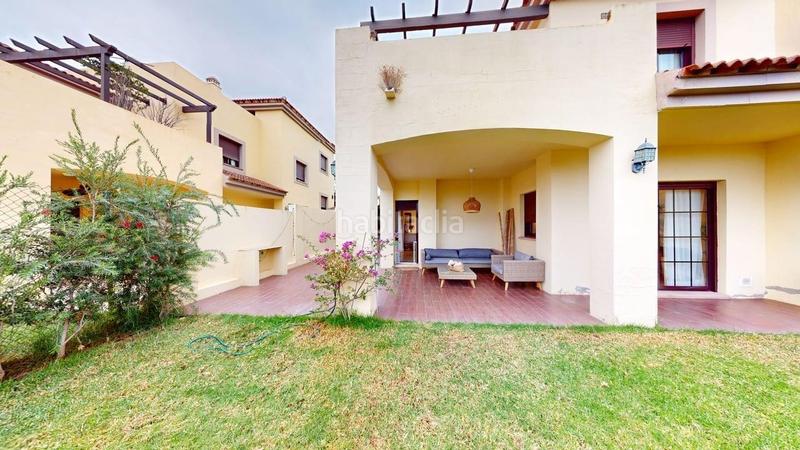 Foto 4f8fa126-8fc0-4353-be34-313f58a6dfa9. Doppelhaus mit parking pool in Las Pajanosas Guillena