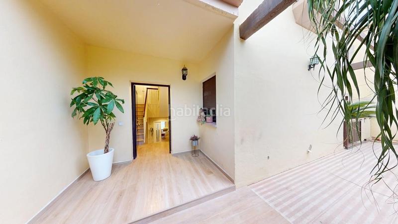 Foto 9e02a62e-9963-4d5e-810b-01f55b514fd2. Doppelhaus mit parking pool in Las Pajanosas Guillena