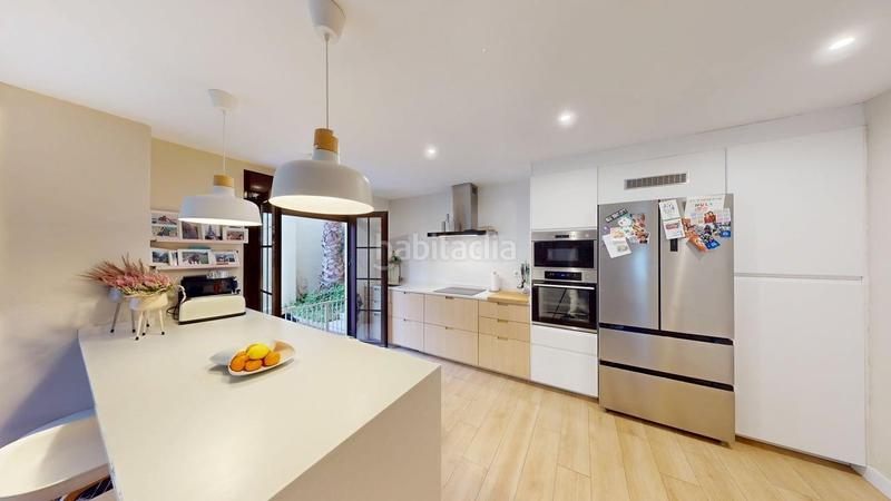 Foto bcd43d8d-f0d3-4fb8-8f80-b3643af18a70. Doppelhaus mit parking pool in Las Pajanosas Guillena