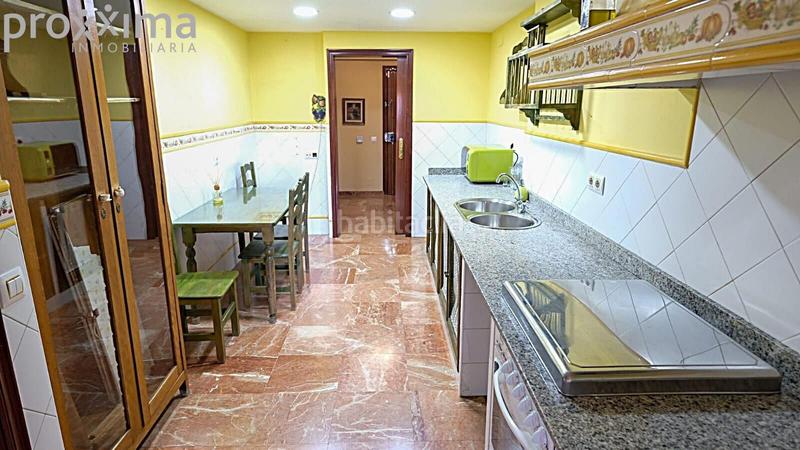 Foto 3d06ea49-7080-4c92-b1be-07367673816d. Appartamento con parcheggio in Parque María Luisa -Giralda Sur Sevilla