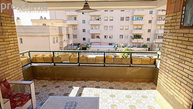 Foto 99543956-84a4-44f5-a486-b7e59c5d764e. Appartamento con parcheggio in Parque María Luisa -Giralda Sur Sevilla