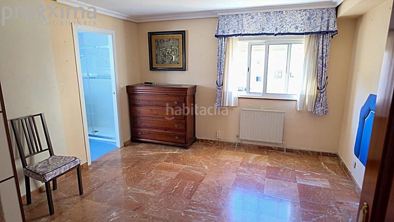 Foto bd9ebf9d-37c3-484b-909e-1ca06319f929. Appartamento con parcheggio in Parque María Luisa -Giralda Sur Sevilla