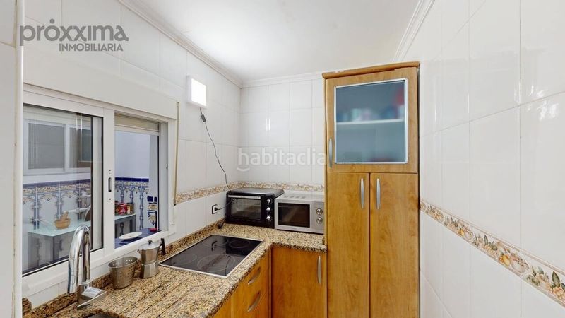 Foto f60fb46c-f3ab-4a6a-ad3b-d3d9467fcba8. Casa adossada a San Carlos - San José Sevilla