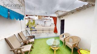 Casa adossada en San Carlos - San Jos�. Casa con encanto y gran potencial en el barrio de �rbol gordo, s