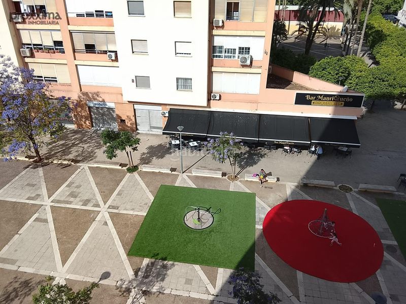 Foto 62519184-8154-41a8-83dd-0ec45e4d37e2. Pis amb aparcament piscina a Pino Montano - Consolación Sevilla