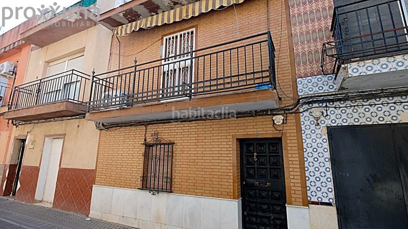Foto 8fc11682-bdb4-4925-be70-15480990120f. Casa a Palmete Sevilla