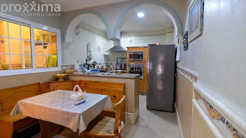 Foto 179c3979-de3e-45b5-88ee-9072d9d2d811. Casa a Palmete Sevilla
