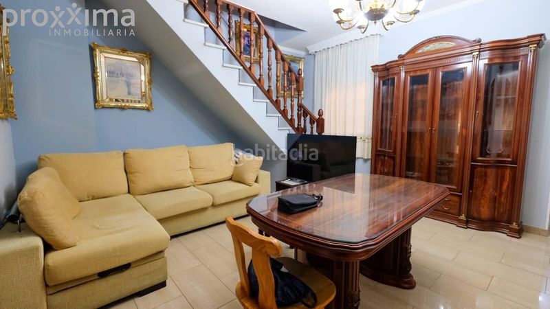 Foto b836e14f-8dcb-4194-aed3-0640a6b79213. Casa a Palmete Sevilla