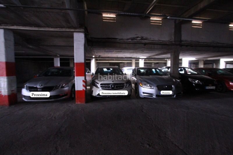 Foto f1e21d48-acbc-4b6f-bab6-3ab8ba6c2a98. Rent car parking in San Julián Sevilla