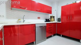 Casa en La Plata. Casa reformada, junto a avd. de los gavilanes cerro del aguila